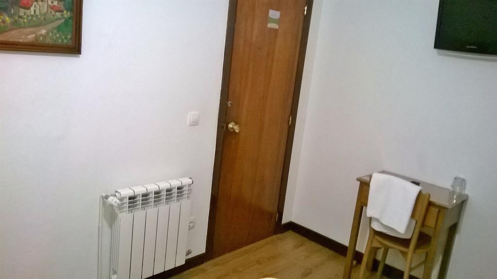 Hostal El Cairo Ferrol Exterior foto